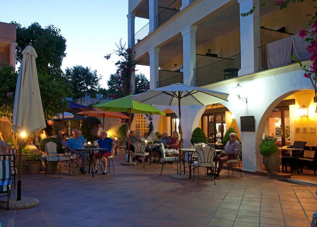 Hotel Bahia Peguera Exterior foto
